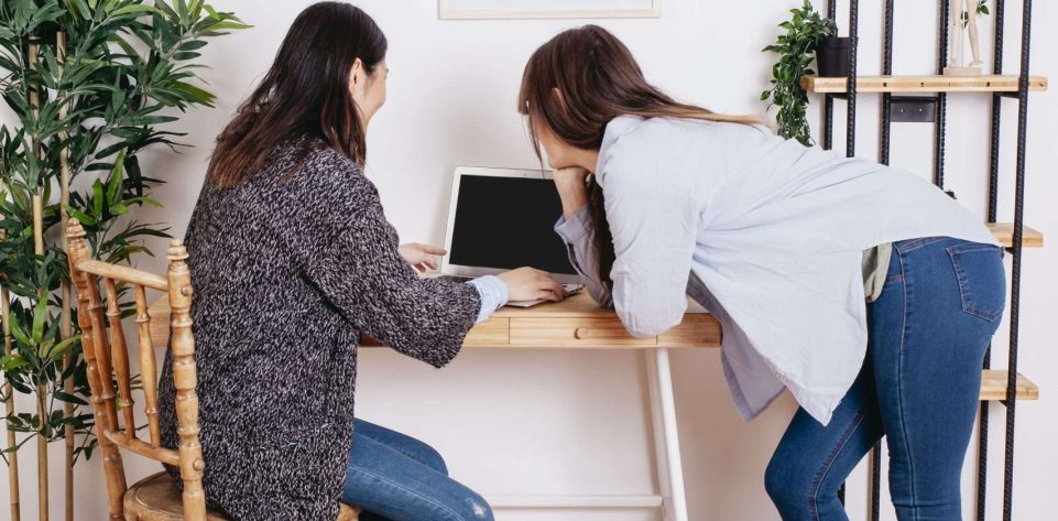 women-notebook-office women-notebook-office